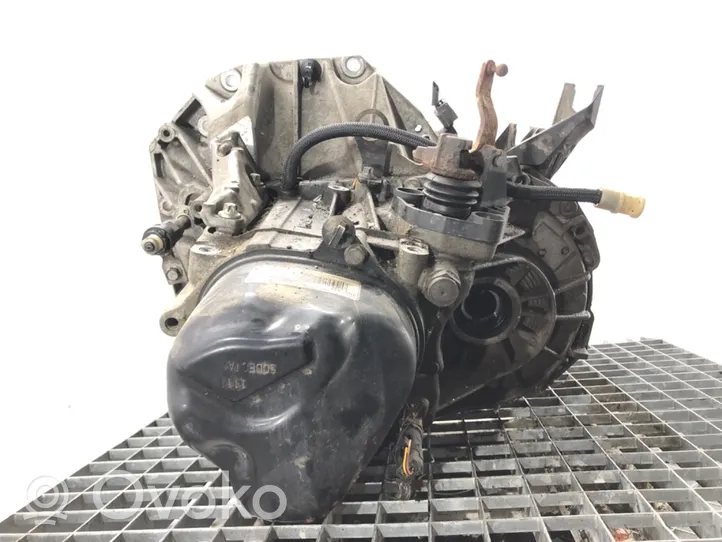 Renault Megane III Manual 5 speed gearbox JR5337