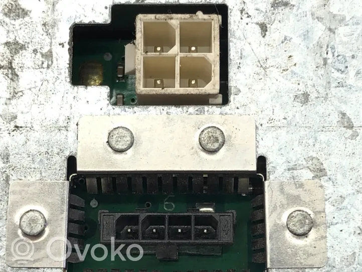 BMW 3 E92 E93 Voltage converter/converter module 1307329193