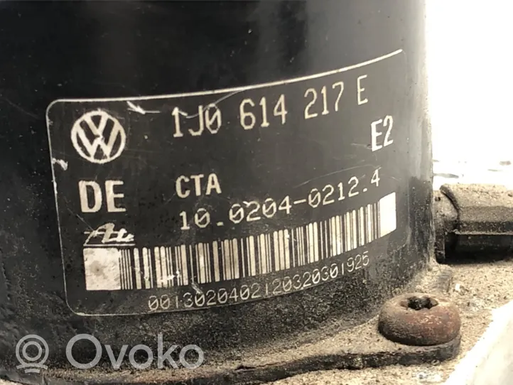 Skoda Octavia Mk1 (1U) ABS Pump 1J0907379Q