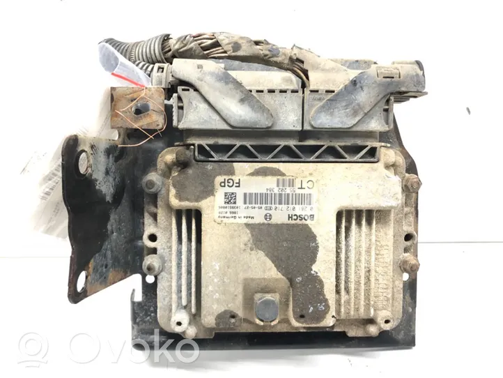 Opel Zafira B Unité de commande, module ECU de moteur 55202384