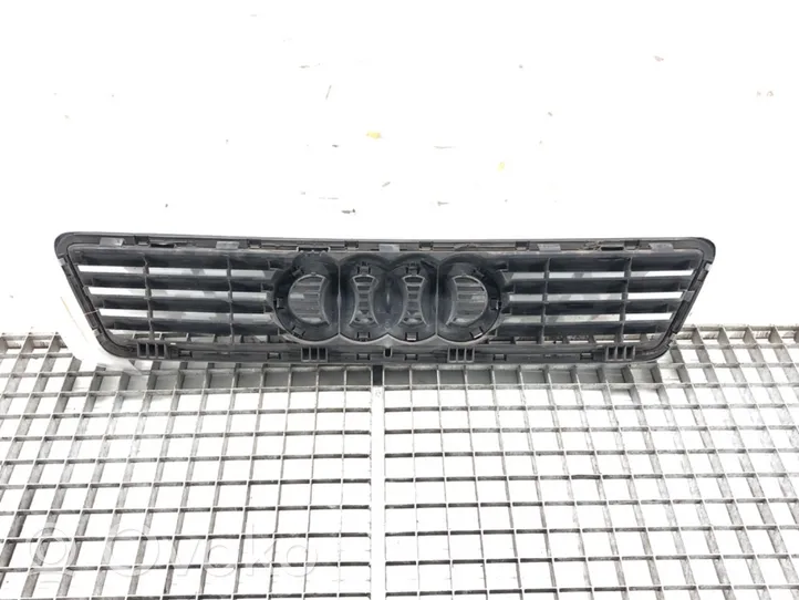 Audi A6 Allroad C5 Grille de calandre avant 