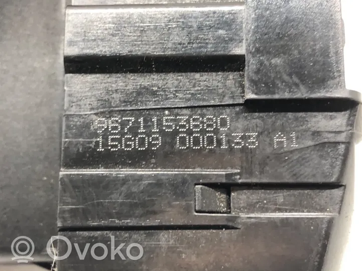 Peugeot 308 Takaluukun ulkopuolinen lukko 9671153680