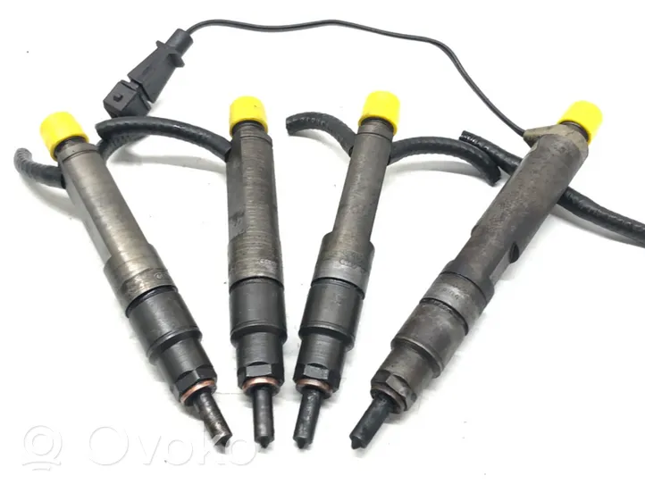 Audi A4 S4 B5 8D Fuel injectors set 