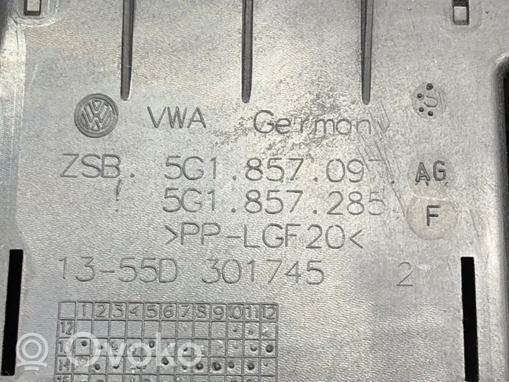 Volkswagen Golf VII Schowek deski rozdzielczej / Komplet 