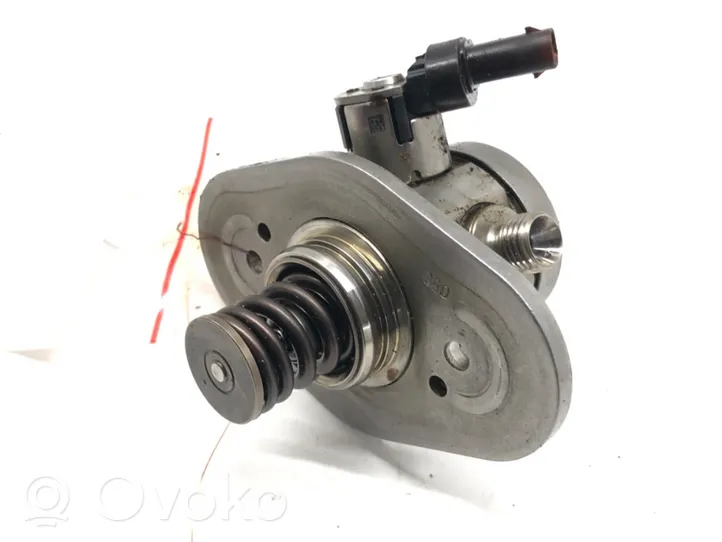 BMW 3 F30 F35 F31 Polttoaineen ruiskutuksen suurpainepumppu 8631642