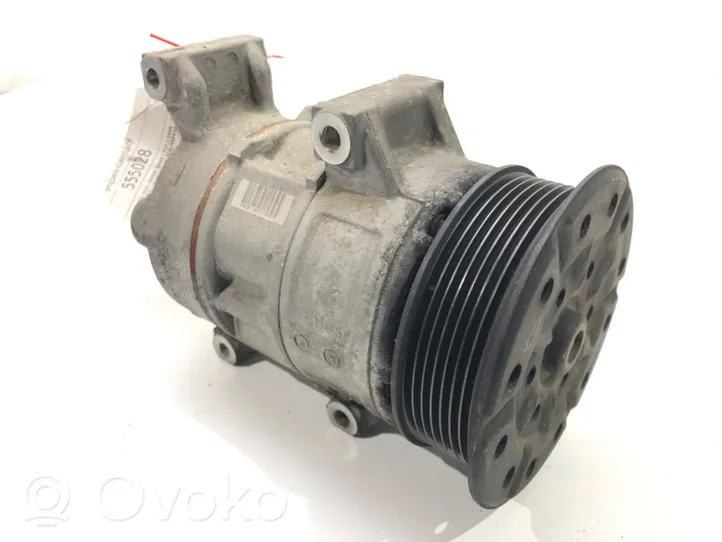 Toyota Avensis T270 Ilmastointilaitteen kompressorin pumppu (A/C) 447260-1258