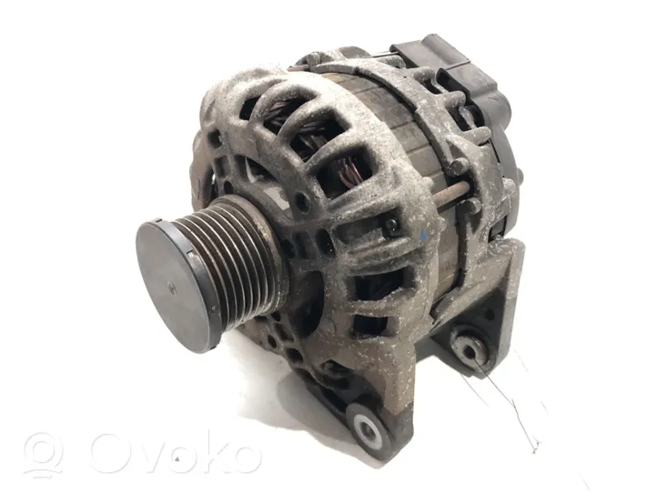 Dacia Sandero Generator/alternator 231002854R