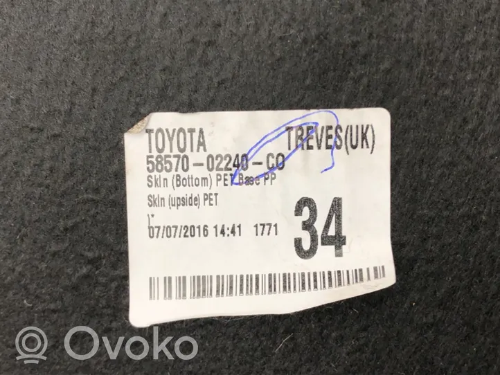 Toyota Auris E180 Tavaratilan kaukalon tekstiilikansi 58570-02240