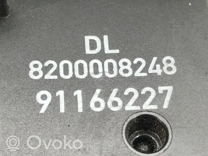 Opel Vivaro Front door lock 8200008248