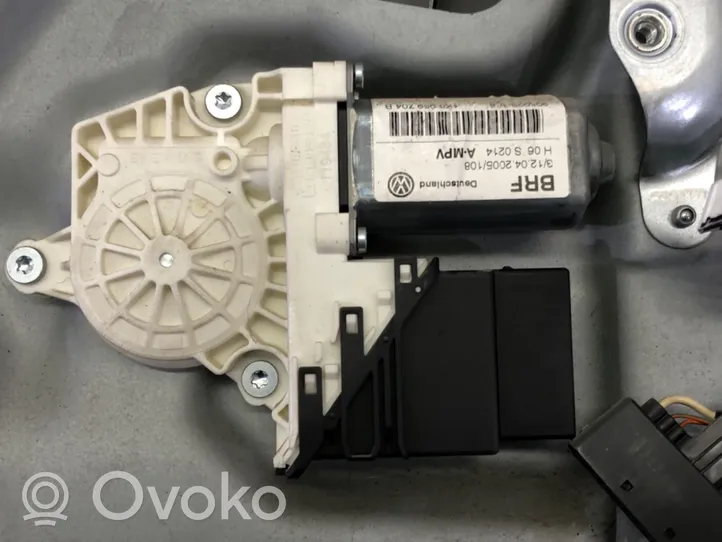 Volkswagen Touran I Takaoven ikkunan nostin moottorilla 1T0839756E