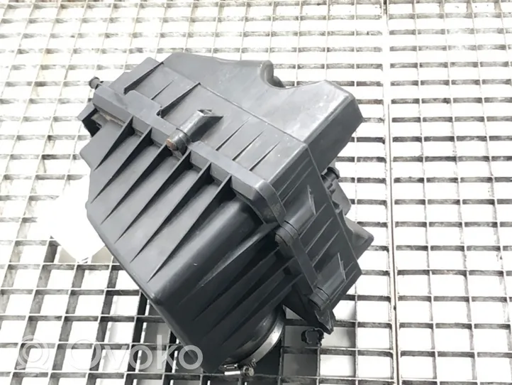 Opel Corsa D Air filter box 