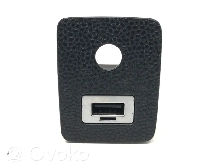 Ford Fiesta Connettore plug in USB 8M5T-19A164-BB