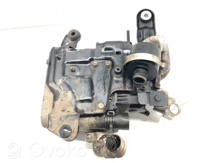 Audi A8 S8 D3 4E Pompe de circulation d'eau, chauffage auxiliaire Webasto 