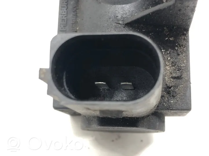 Audi A4 S4 B6 8E 8H Régulateur de pression de carburant 8E0906627B