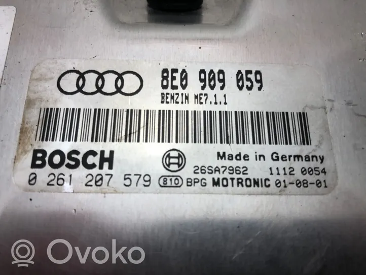 Audi A4 S4 B6 8E 8H Unité de commande, module ECU de moteur 0261207579