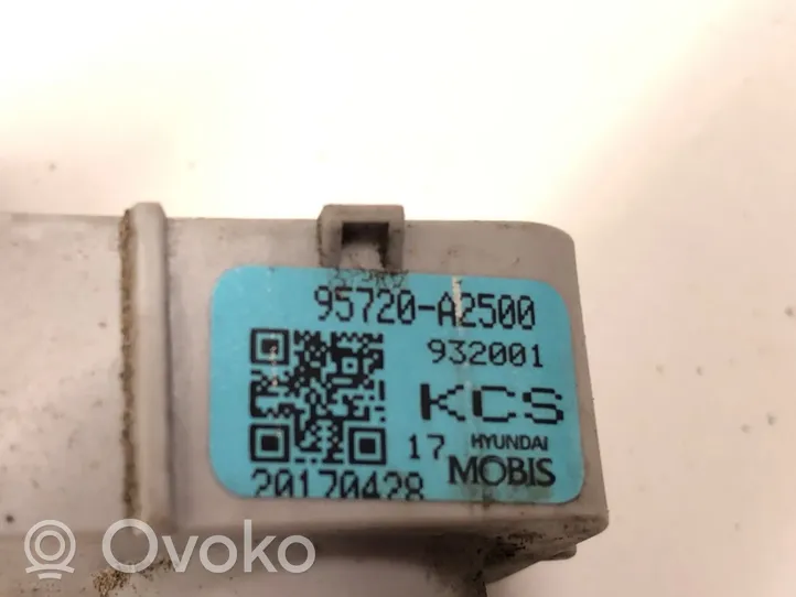 KIA Ceed Pysäköintitutkan anturi (PDC) 95720-A2500