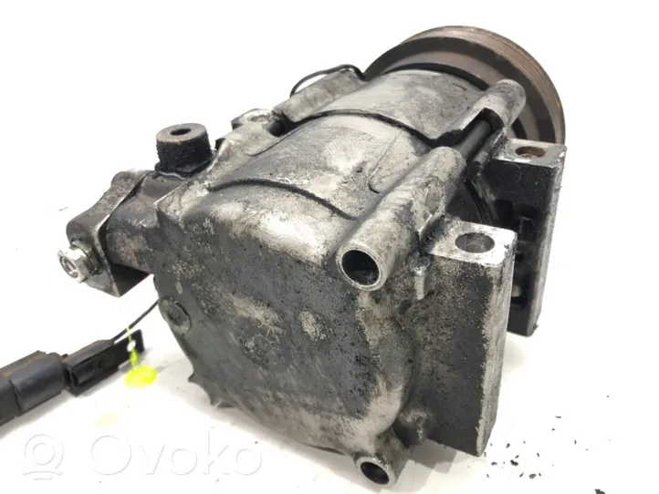 KIA Sportage Compressore aria condizionata (A/C) (pompa) 977012E200