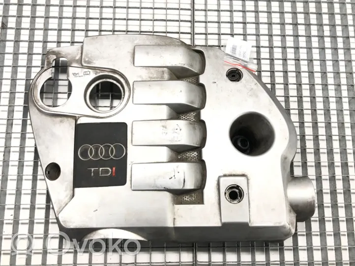 Audi A4 S4 B6 8E 8H Variklio dangtis (apdaila) 038103925