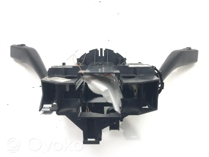 Renault Clio IV Leva/interruttore dell’indicatore di direzione e tergicristallo 1K0953503EK