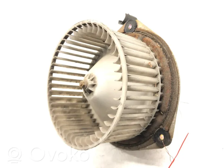 Nissan Terrano Ventola riscaldamento/ventilatore abitacolo 27220-01G03