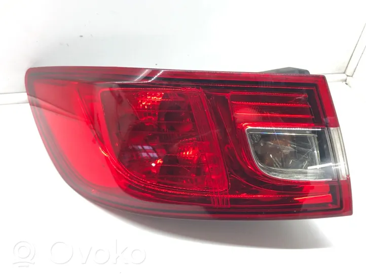 Renault Clio IV Lampa tylna 