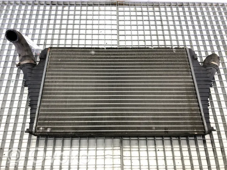 Opel Vectra C Intercooler radiator 13205149