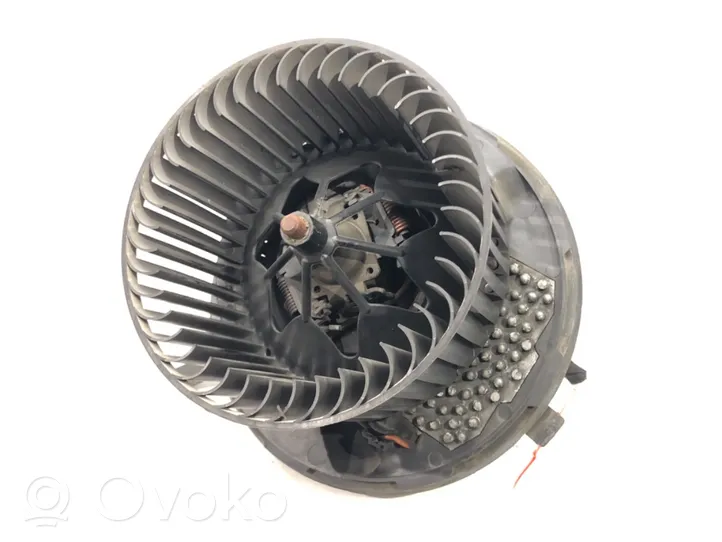 Volkswagen PASSAT B6 Ventola riscaldamento/ventilatore abitacolo 3C0907521