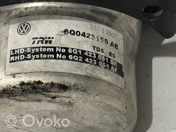 Volkswagen Polo IV 9N3 Bomba de dirección hidráulica 6Q0423156AB