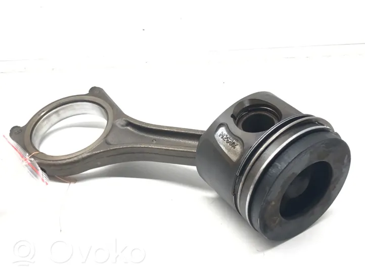 Citroen C6 Piston avec bielle DT20C