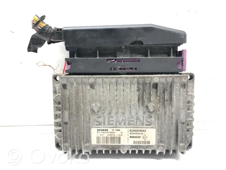 Renault Clio II Engine control unit/module ECU 8200204643