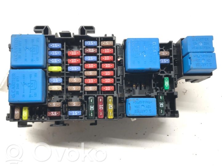 2401887619 Renault Clio IV Boîte à fusibles, 27.95 € OVOKO