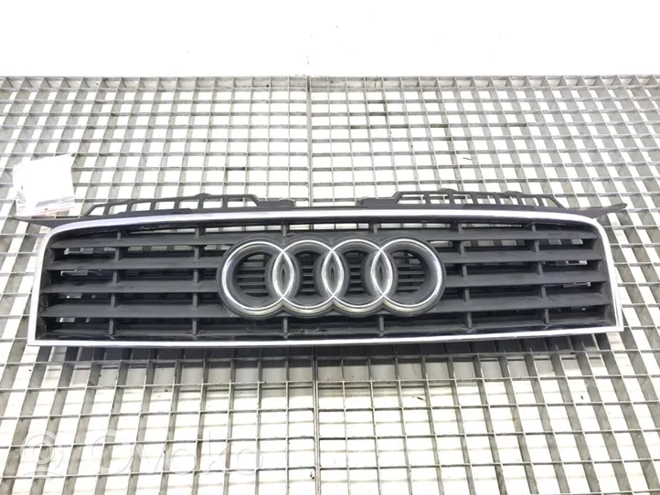 Audi A3 S3 8P Kühlergrill 8P3853651