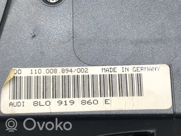 Audi A3 S3 8L Tachimetro (quadro strumenti) 8L0919860E