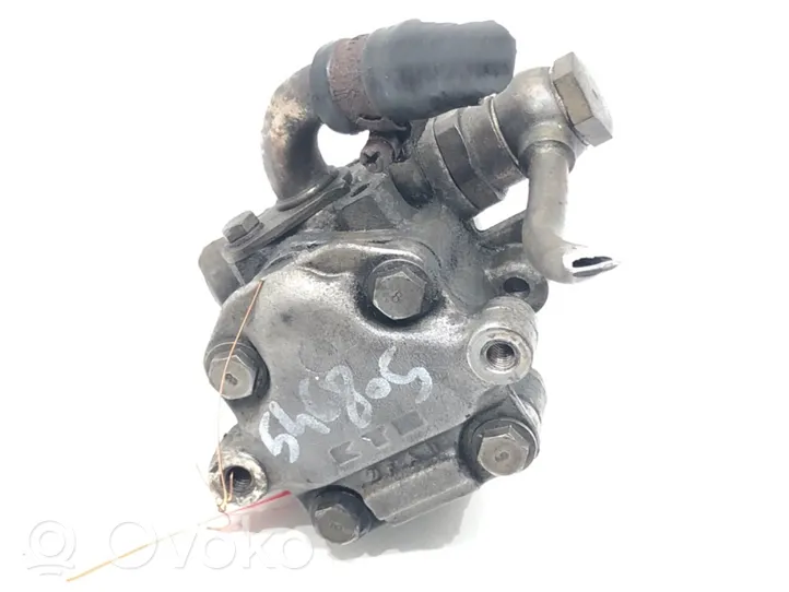 Audi A4 S4 B6 8E 8H Ohjaustehostimen pumppu 8D0145177Q