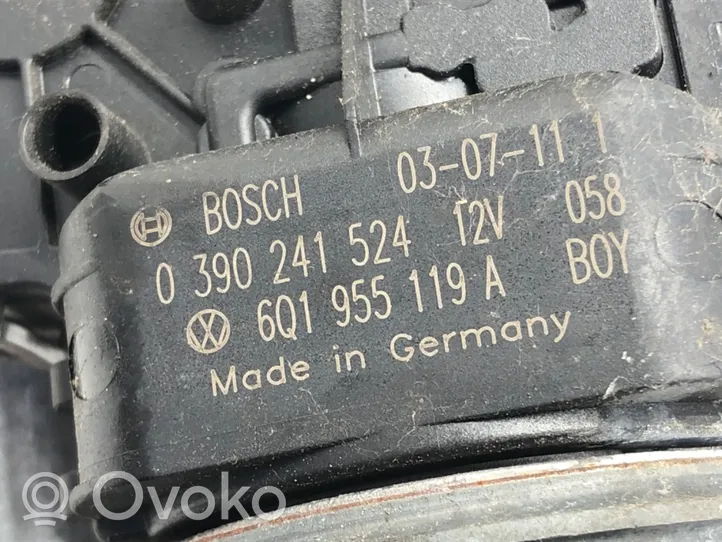 Volkswagen Polo IV 9N3 Tringlerie et moteur d'essuie-glace avant 6Q1955119