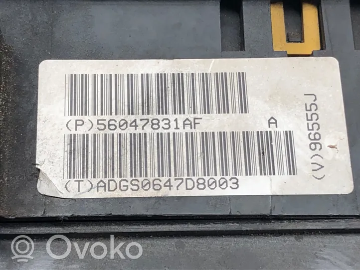 Jeep Grand Cherokee (WK) Boîte à fusibles 56047831AF