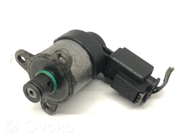 Jeep Grand Cherokee (WK) Regulator ciśnienia paliwa 0928400661