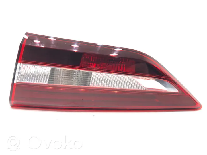 Opel Grandland X Luci posteriori YP00016480