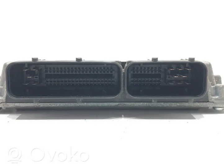 Skoda Fabia Mk1 (6Y) Komputer / Sterownik ECU silnika 03D906033C