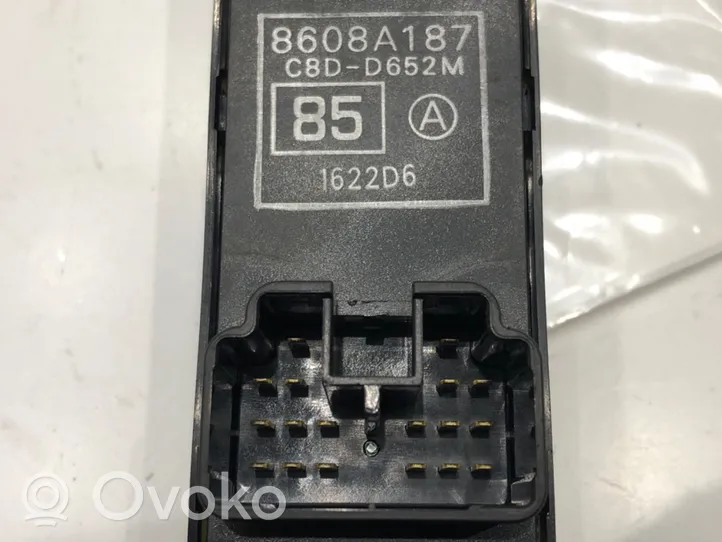Mitsubishi Outlander Electric window control switch 8608A187