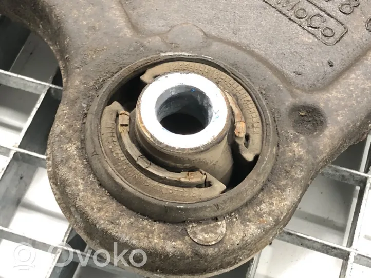 Ford Mondeo MK V Brazo de suspensión delantero 