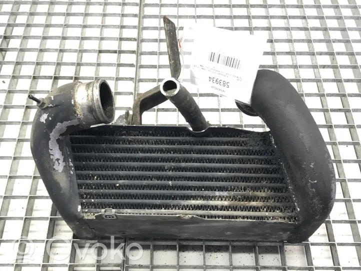 Audi 80 90 S2 B4 Chłodnica powietrza doładowującego / Intercooler 028145805