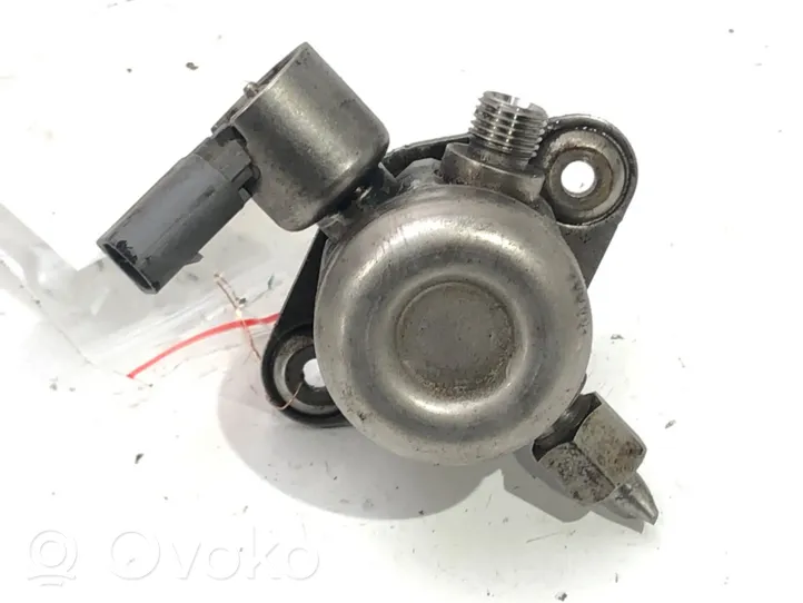 BMW 7 F01 F02 F03 F04 Polttoaineen ruiskutuksen suurpainepumppu 7595339