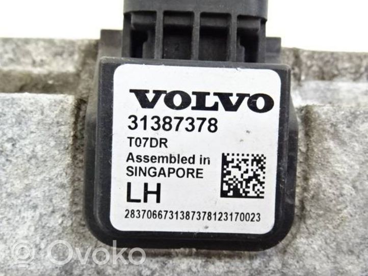Volvo V40 Capteur de collision / impact de déploiement d'airbag 31387378