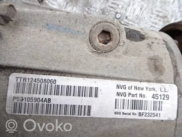 Jeep Grand Cherokee (WK) Reductor de la caja de cambios trasera/bomba de aceite Haldex P52105904AB
