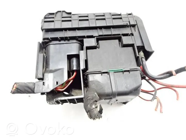 Volkswagen PASSAT CC Saugiklių dėžė (komplektas) 3C0937125