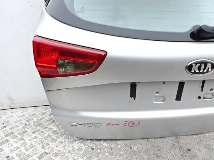 KIA Ceed Klapa tylna / bagażnika 