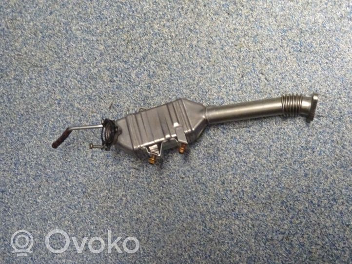 BMW 5 G30 G31 Valvola di raffreddamento EGR 8576473