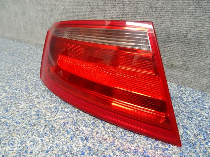 Audi A5 8T 8F Lampa tylna 8T0945095