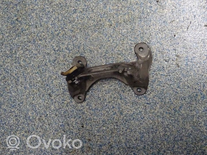 BMW M2 F87 Pavarų dėžės tvirtinimo kronšteinas 2284129